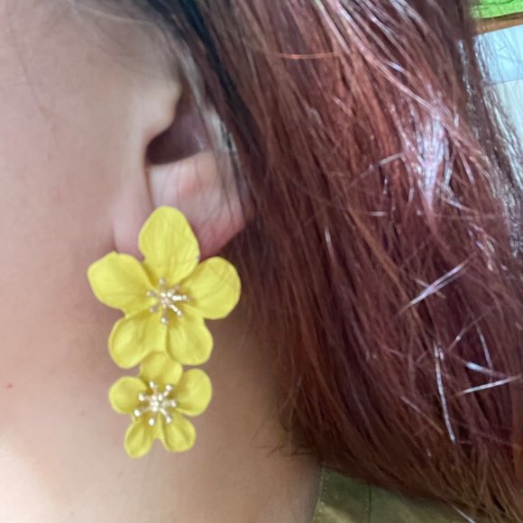 Boho Plumeria Flower Aloha Dangle Drop Statement Earrings Yellow II - Picture 2 of 11
